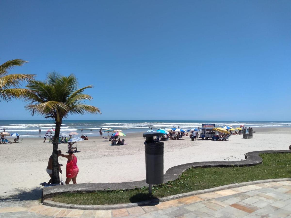 Casa Linda E Aconchegante Com Piscina -Aquecimento Solar O Ano Todo Perto Da Praia 프라이아 그란데 외부 사진